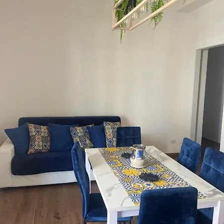 Conchiglia Sul Mare *